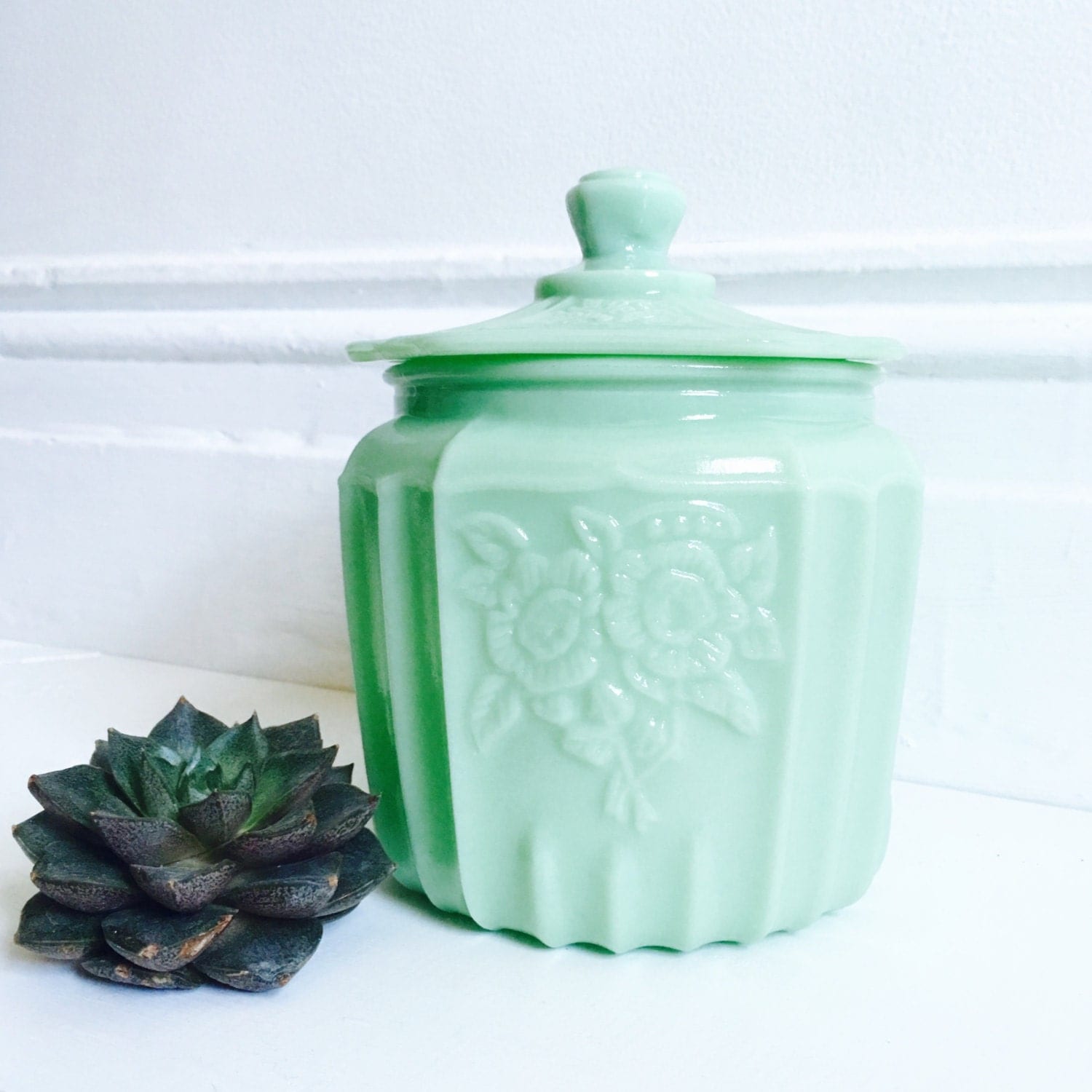 Jadeite Cookie Jar Art Deco