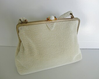 Vintage 50's Ivory Lumured Corde Bead Handbag