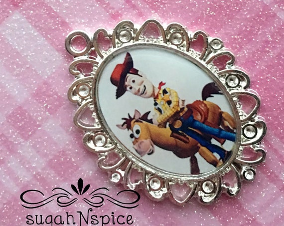 toy story woody necklace