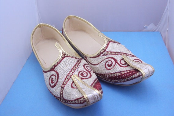 party wear slippers men