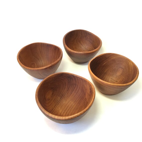 Teak Salad Bowls Set of 4 Vintage Hand Carved Serving Bowls