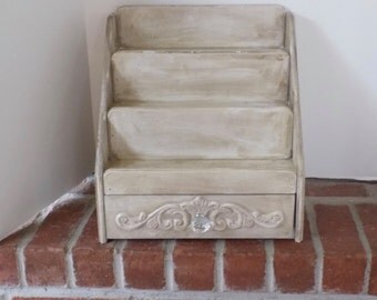 Eliana Essential oil shelf with drawer