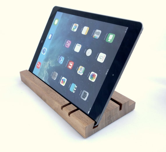 iPad walnut