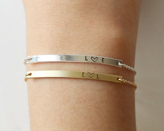 Custom bar bracelet, bridesmaid bracelet, Delicate minimalist Date bracelet, Roman Numeral Bar Bracelet, bridesmaid gifts, wedding bracelet