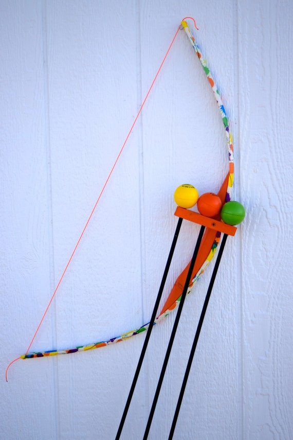 bullseye bow Splash Kids Bow and Arrow Trainer by Bullseyebow