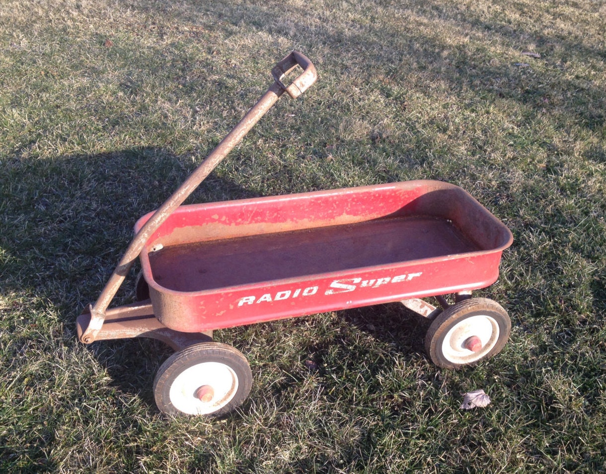 Vintage Distressed Radio Super Little Red Wagon Radio Flyer