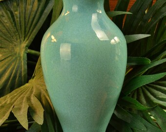 Muncie Pottery 1930's Gloss Green Vase (Shape 100-6) #
