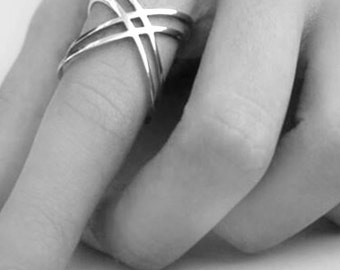 Criss Cross Ring 925 Solid Sterling Silver X Band Smooth High Polished Neat Finish Sizes 5 6 7 8 9 10