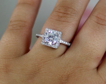 radiant cut diamond ring halo