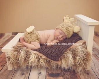Baby Deer Outfit - Crochet Deer Set - Deer Hat - Baby animal hat - newborn photo prop - character hat - crochet baby outfit - Costume