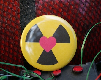 Ghostbusters HOLTZMANN Nuclear Heart 2.25" Button Pin Badge