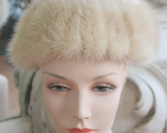 Vintage 1960s 1970s Blond Mink Hat by Mr. Henri