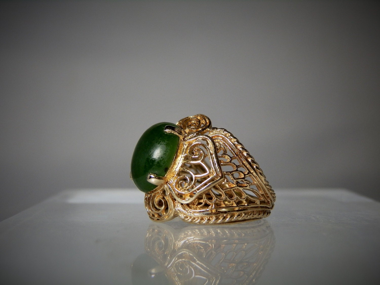 Vintage Jade Ring 14k Yellow Gold Filigree Size 5 Fine