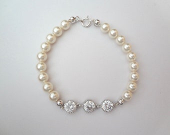 Cubic zirconia Bracelet Brides bracelet by QueenMeJewelryLLC