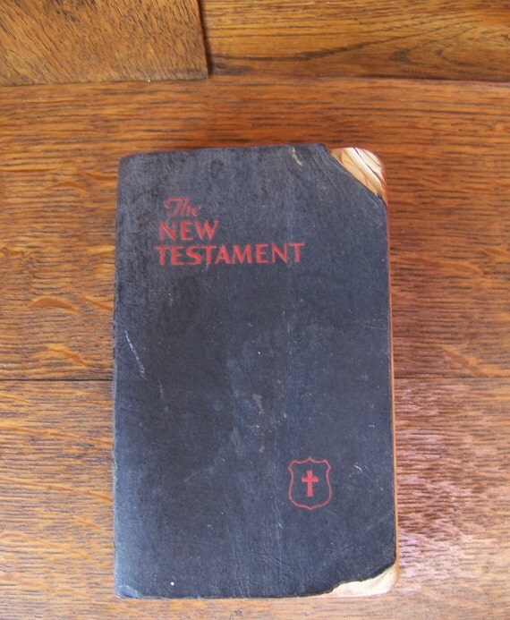 Antique small pocket size bible 1941 small black bible new