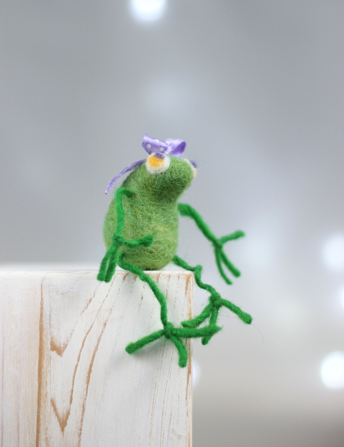 Needle Felt Frog A Little Felt Green Baby Frog With A