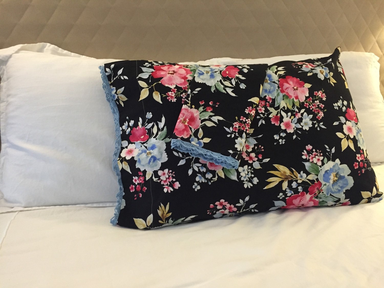 Pillowcase Set Bright floral print on black Vintage Inspired