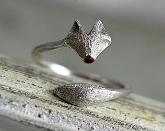 Sterling wrap fox ring. Adjustable silver ox ring with fox face and tail. Brushed and enameled. Fox jewelry.