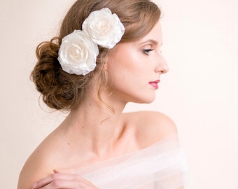 Bridal Hair Clip Set - Bridal Headpiece - Rose Hair Clips - Double Flower Headpiece - Flower for Hair - Rose for Hair - Ivory / White