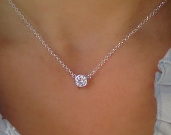 Diamond solitaire necklace,cubic zirconia diamond necklace,diamond bezel,dainty silver 925 diamond necklace,birthday gift,anniversary gift