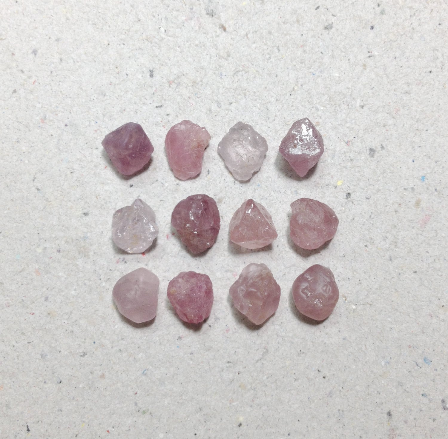 Rough spinel crystal raw spinel crystal lot // B2077