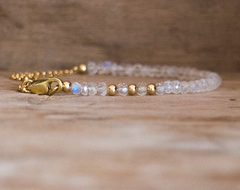 Moonstone Bracelet in Silver or Gold or Rose Gold, June Birthstone, Rainbow Moonstone Jewellery, Gemstone Bracelet, Moonstone Jewelry