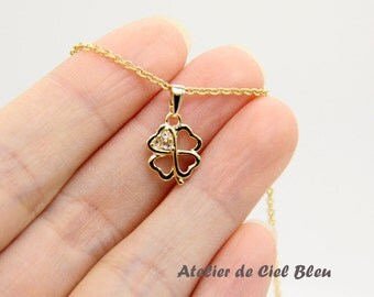 Clover Necklace, Tiny Four Leaf Clover Necklace, Gold Plated Clover Necklace with Rhinestone, Best Friend Gift, Gold Clover Pendant Necklace