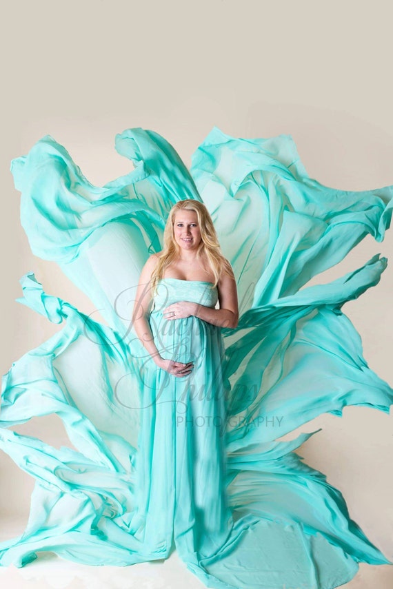 35 OFF Flowy MINT GREEN maternity dress/maternity photo