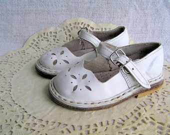 Soviet Leather Baby shoes / Kids Shoes / Babies Blue by Retrarium