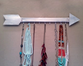 Arrow Jewelry Hanger,Arrow Jewelry Holder,Necklace Hanger,Gifts For Her,Gallery Wall,Distressed Arrow,Organizer,Rustic Arrow,Primitive Decor