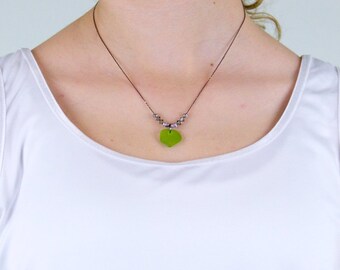 Green apple seaglass heart necklace «Da'vehnan»