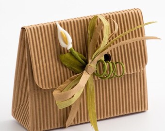 Pack of 10 Kraft Corrugated Pochette Purse Wedding Favour Boxes