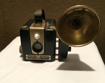 Vintage 1950s Kodak Brownie Hawkeye Camera