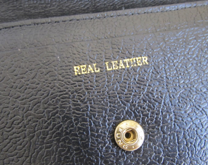Black leather wallet, travel wallet, classic mens wallet, 1980s credit card holder, real leather wallet, vintage wallet, black purse