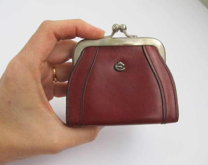 Red coin purse by Creation Esquire, vintage Burgundy leather wallet, 1970's ladies household budget purse