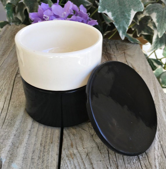 Stacking Salt and Pepper Bowls in Black and White Ceramic