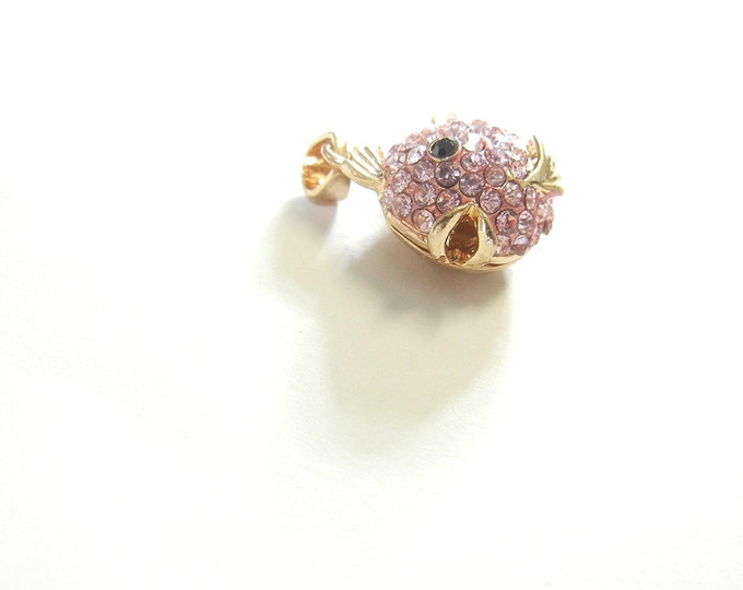 Small Pink Fish Pendant Pink Rhinestones Gold-tone