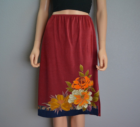 Vintage Half Slip Burgundy With Floral Print 60s Lingerie 60s