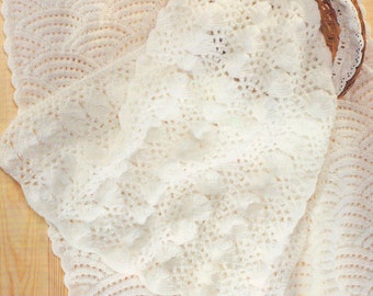 Knitting Pattern - Sea shells and Scallops Blankets/Afghans - DK download PDF