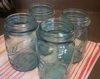 4 Vintage Ideal Blue Ball Jars, Pint, 1910-33 Crafts, Wedding, Upcycle, Reuse