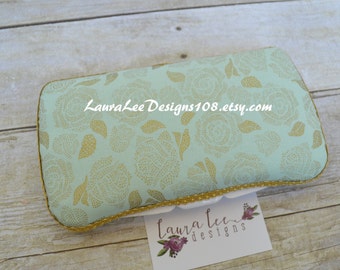 Metallic Gold Flowers on Mint Green, Travel Wipe Case, Personalized Wipe Case, Diaper Wipe Case, Baby Wipe Case, Baby Shower Gift, Wipecase