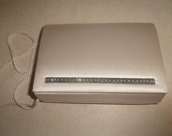 vintage purse handbag valerie stevens ivory colored satin