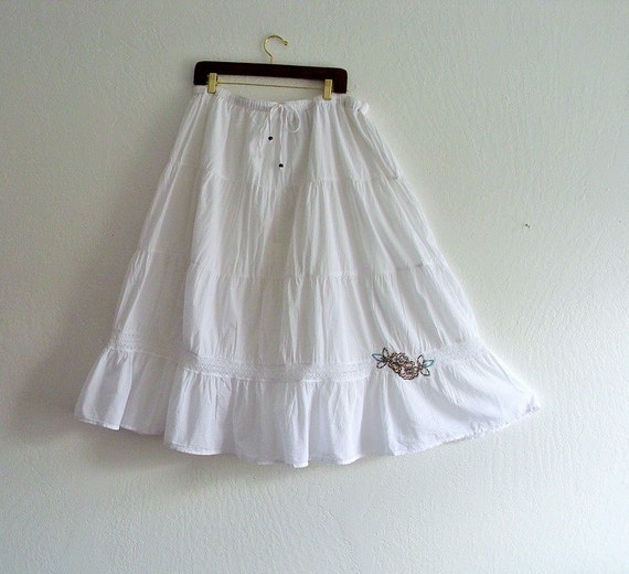 Sale 30% off Plus Size White Tiered Skirt. Cotton Lace Boho