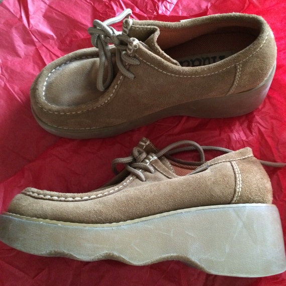 90s Vintage Size 9 MUDD Chunky Sole Brown Leather Wallabee