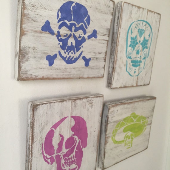 Skull Wall Hangings 4 piece by shoponelove on Etsy