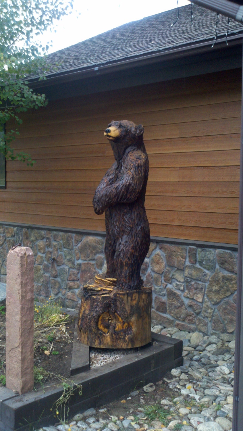 Lifesized Bear Carving chainsaw carved bear chainsaw