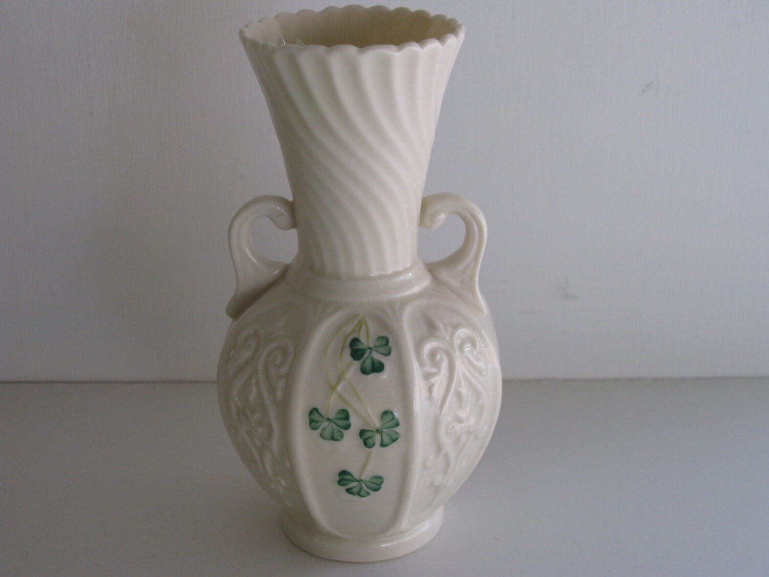 Vintage BELLEEK SHAMROCK VASE/Ivory Porcelain/Irish