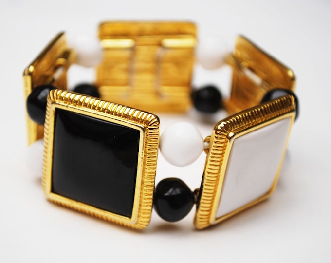 Liz Claiborne Stretch Bracelet with black and white gold panel andbeads