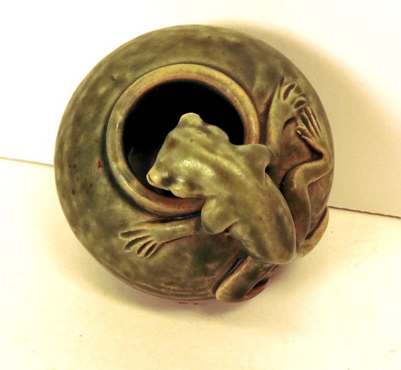 Vintage Lizard Vase Art Pottery Pot by on Etsy