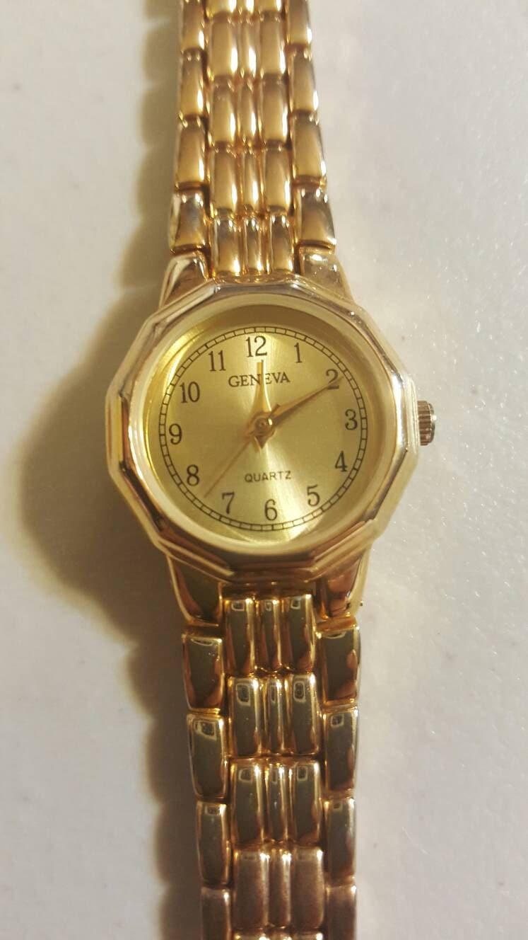 Gold Watch Geneva Quartz